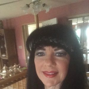 Meet your Posher, Lori